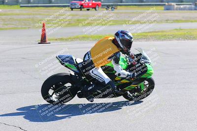 media/Jan-20-2023-Fastrack Riders (Fri) [[f2ad32aba3]]/Level 1/session 3 turn 9/